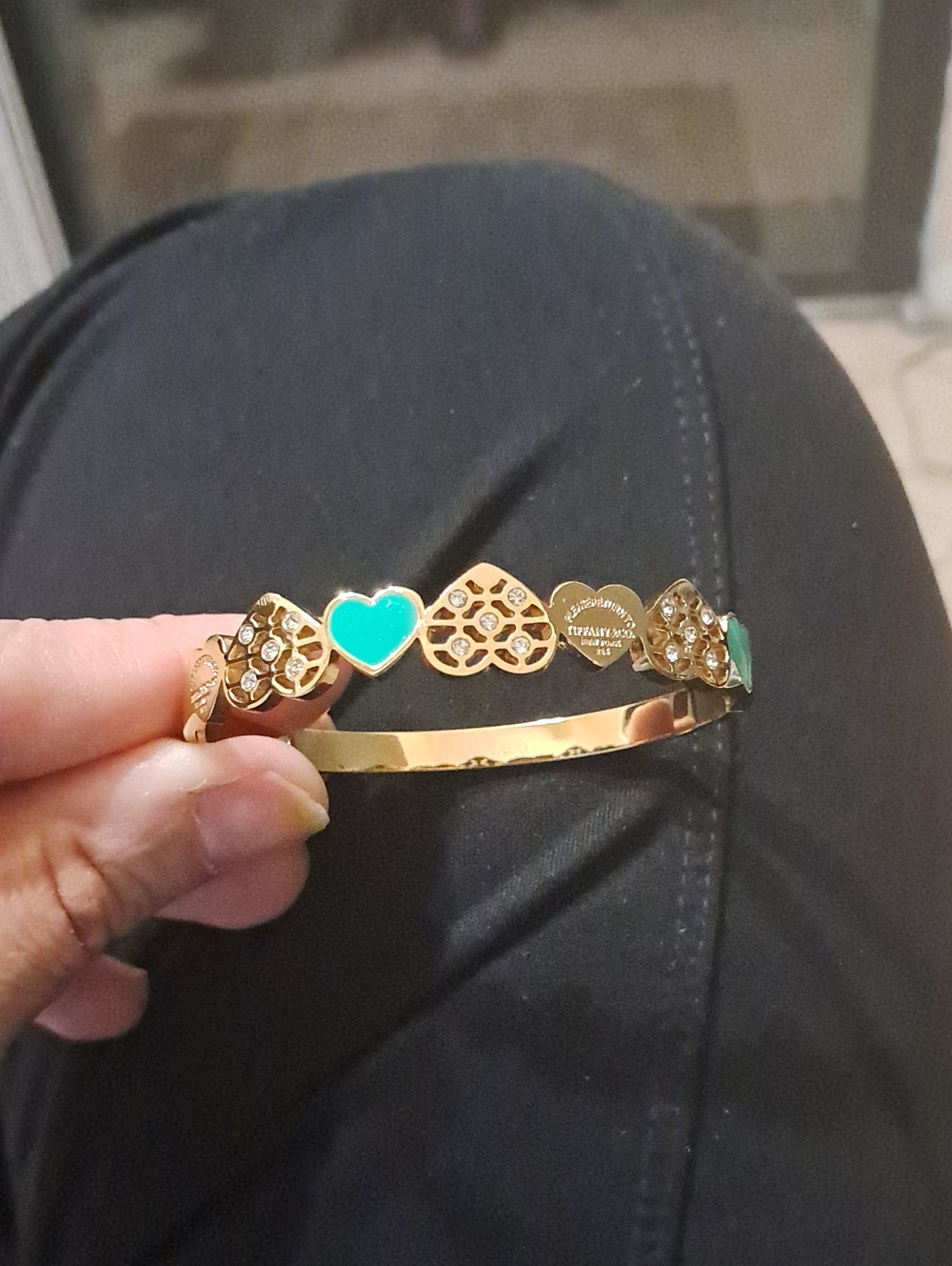 Fashion Jewelry Gold Bracelet with Turquoise Heart Accents